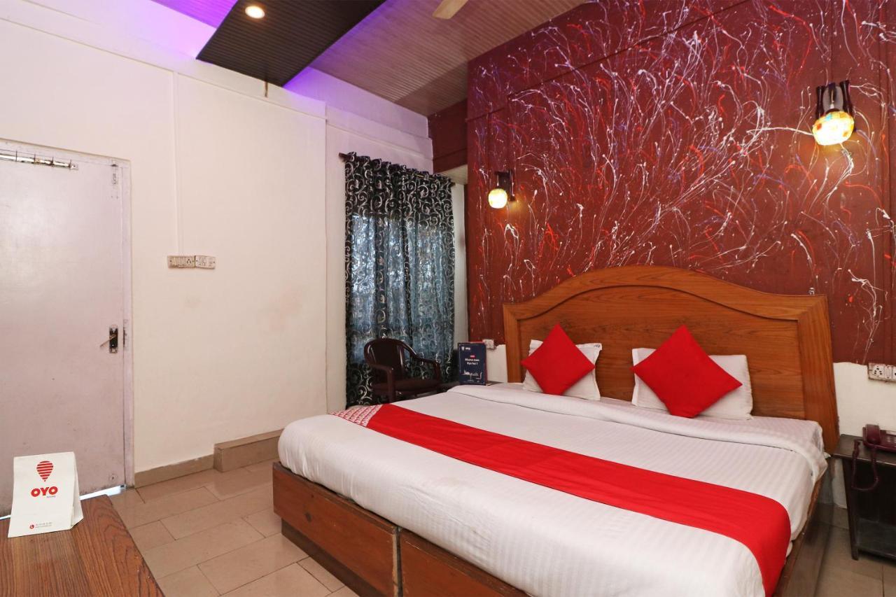 Oyo 77137 Hotle Castle Inn Mumbai Luaran gambar